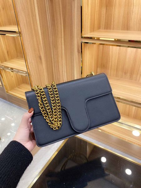 

2021 luxury fashion brand designer 28 cm classic messenger bag leather handbag lady 3a + soft leather shoulder bag with box who