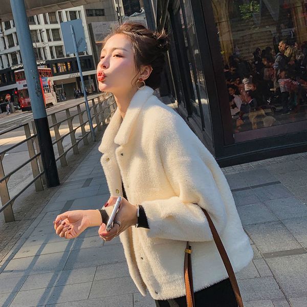 

2021 women's wool coat tide in autumn and winter joker short new loose student mink woman's jacket xthv, Black;brown