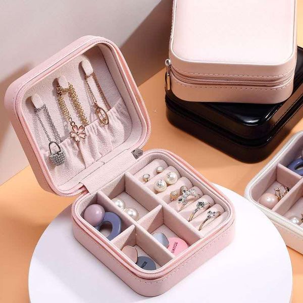 

2020 pu leather jewelry box portable storage organizer earring holder women jewelry holder display travel case necklace, Pink;blue