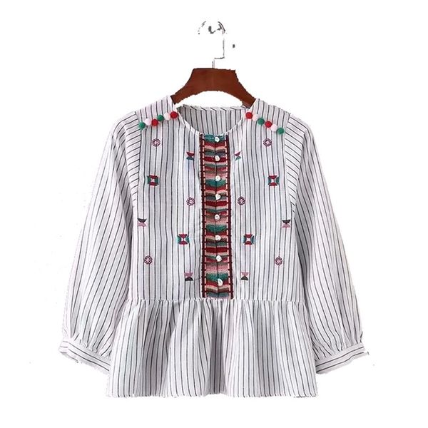 

2021 women new sweet color pompom and embroidery decoration shirt female girlish style fluffy hem long sleeve, White