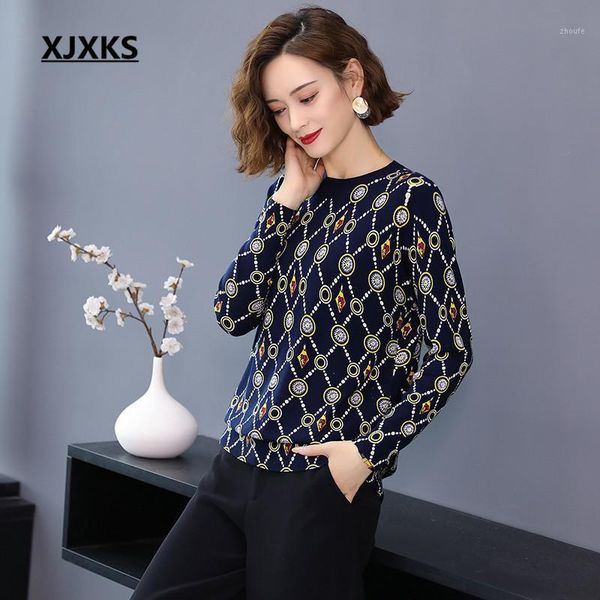 

xjxks round neck long sleeve women printed sweater 2020 autumn winter new high-end women wool sweater pullover1, White;black