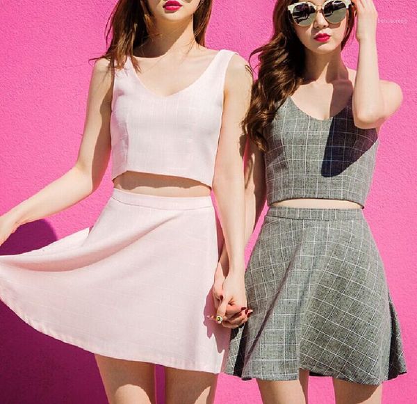 

korea summer new girlfriends navel-baring low cut v-neck stripe plaid vest skirt lolli set suits divided women set1, White;black