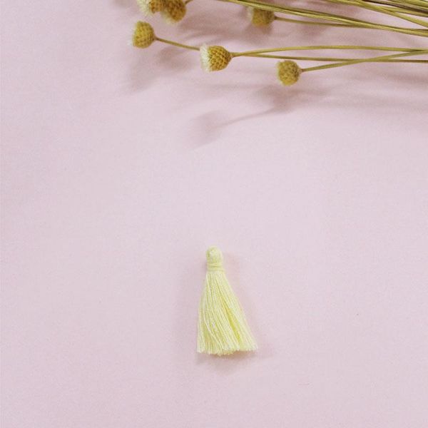 

100pcs lot 3cm mini cotton tassel fringe sewing bangs flower tassel pendant tassels for diy curtains home decoration accessories h jllesb