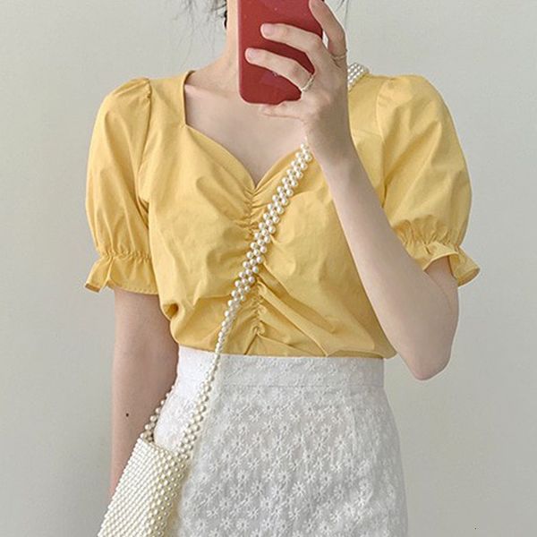 

2021 new popular women's shirt retro design small sleeve short summer light ripe hong kong gola square tat9, White