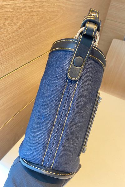 

2021 new autumn and winter denim bucket bag