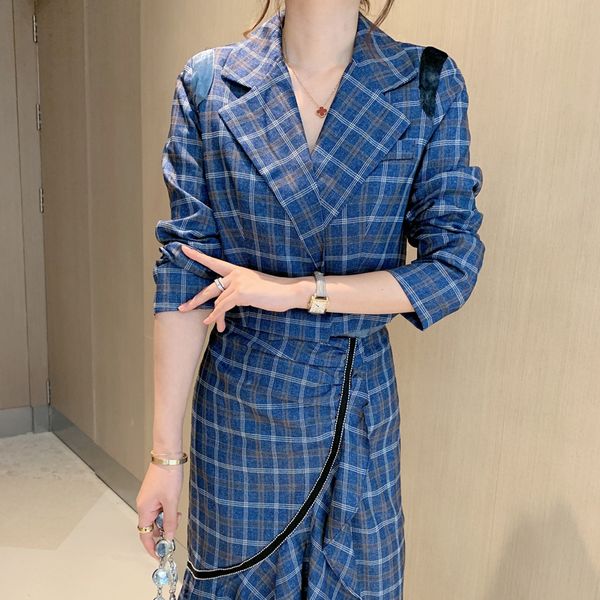 

2021 autumn plaid printing cleavage v long suit elegant jacket with fine trim xds0, White