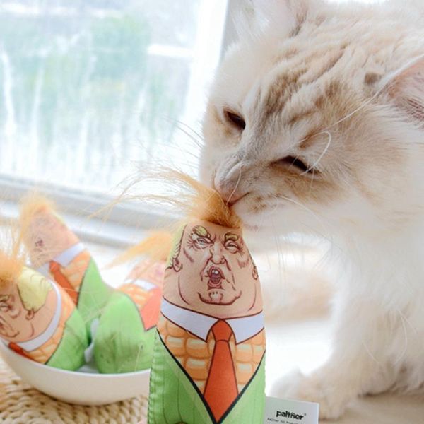 

cat toys [mpk store] catnip pillow, toy, trump head maize design toy (small)