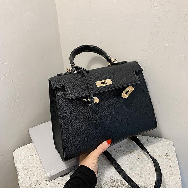 

leather luggage tag portable handbag female new queen kelly bag platinum commuter womens bag bags all-matching shoulder bag, Black;red