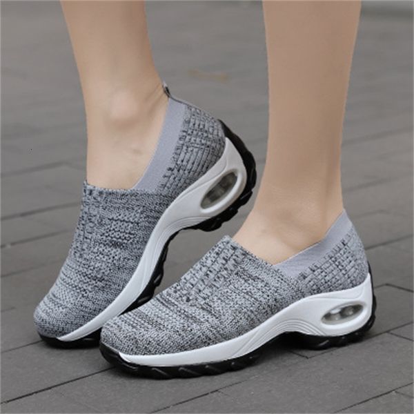 

2021 new sneakers summer plus size women's breathable mesh solid walking lightweight sports casual shoes i8kb, Black