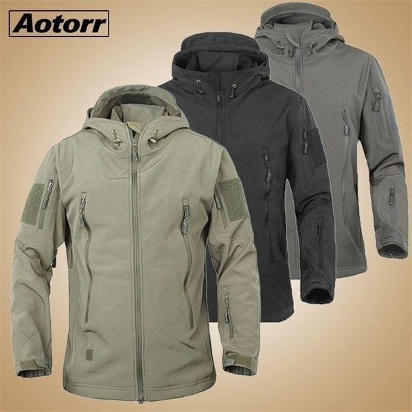 Militärische taktische Fleecejacke Männer Armee Polartec winddichte Softshell-Jacke Mann Multi Taschen Hoodie Mantel Regen Oberbekleidung 201116