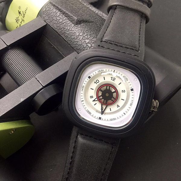 

men's watch classic belt high-end atmosphere, Slivery;brown