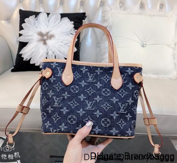 

2020 new women's fashion crossbody messenger female handbags bag ladies shoulder evening bags fss42020