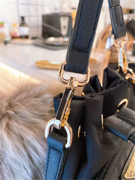 

luxurys designers 2019 fashion women messenger bags nylon shoulder bags handbags women crossbody bags saddle bag duffle bag