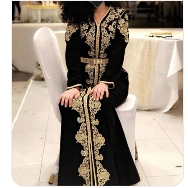 

velour moroccan kaftan evening dresses long sleeves gold appliques lace a-line muslim arabia prom gowns islamic dress, Black;red
