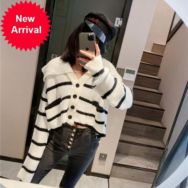 

2021 new -autumn new design mark with striped v-striped cleavage cardigan women's jacket knitted loose short lapel sweater dslh, White;black