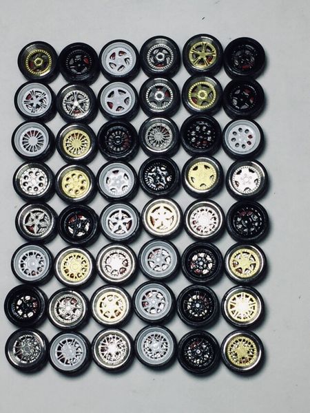 

1 / 64 modified metal wheel hub, with disc brake function, suitable for beijing fenghuo wheel, domega and other car models