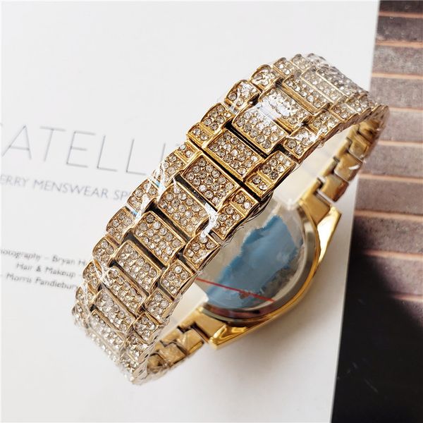 

snow six color diamond-encrusted watches full drill watchband luxury fashion men's and women's casual quartz watches hristmas, Slivery;brown