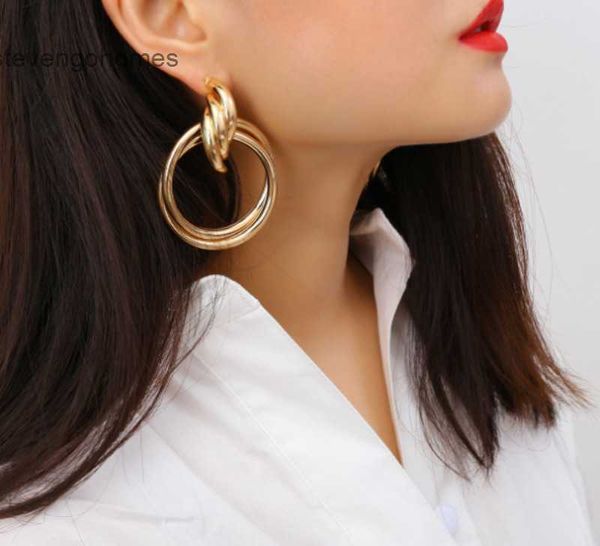 

metal korean geometric new smooth series exaggerated earrings, Golden