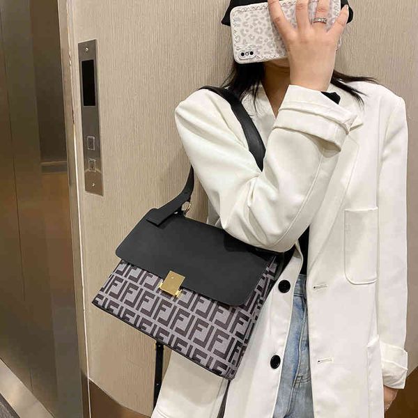 

exclusive new and winter design women's bag pu contrast color sling shoulder diagonal span with style underarm