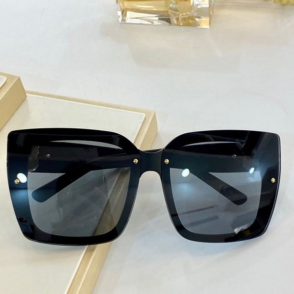 

0125 new popular sunglasses women charming square fashionable glasses diamond plate invisible frame anti-uv sunglasses in box, White;black