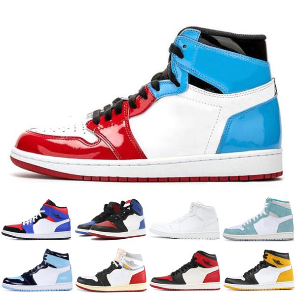 

fashion 1s basketball shoes for mens women jumpman sports shoes 1s 1 trainers crimson tint unc banned bred 2020 sneakers 36-46, White;red