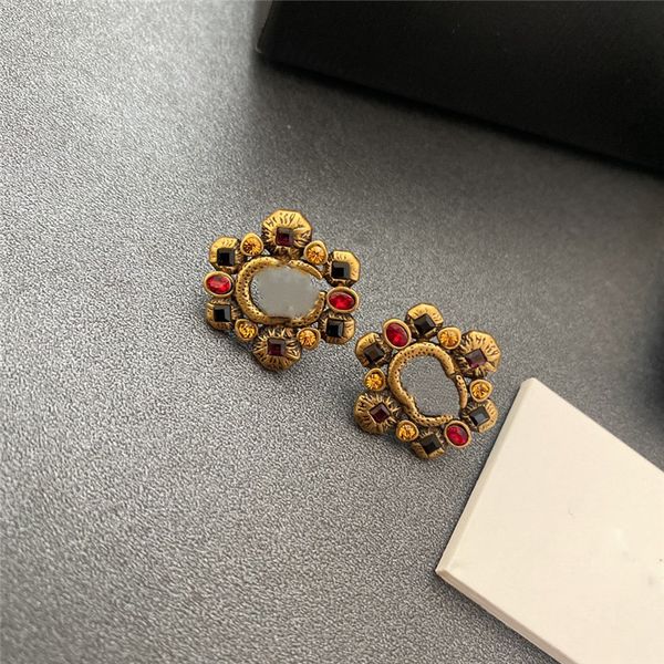 

sell ladies designer earring round letter ear studs earrings gold crystal ear studs hoop women jewelry accessary wedding with box, Golden;silver