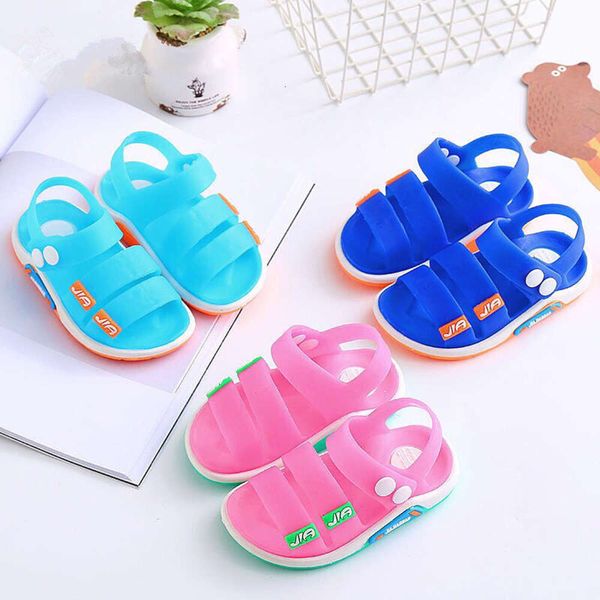 

children's sandals with non slip and soft bottom, Black;red