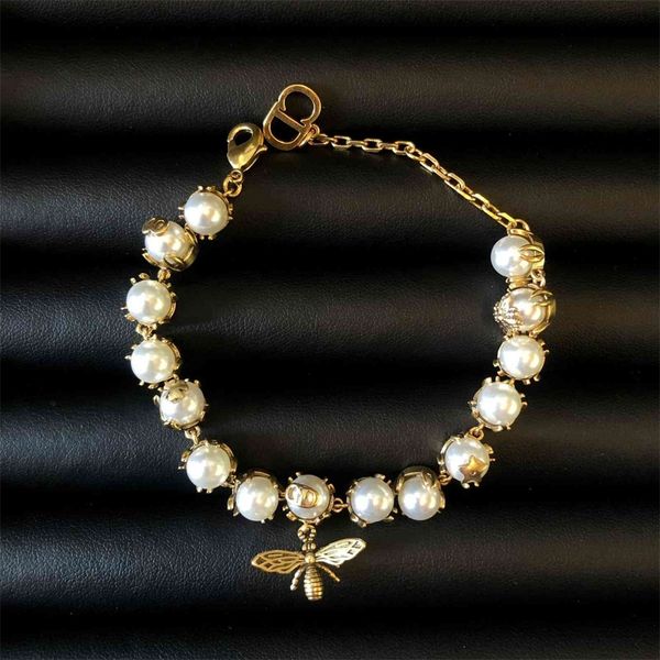 

alphabet bee pearl neckchain necklace female red bracelet earrings, Silver