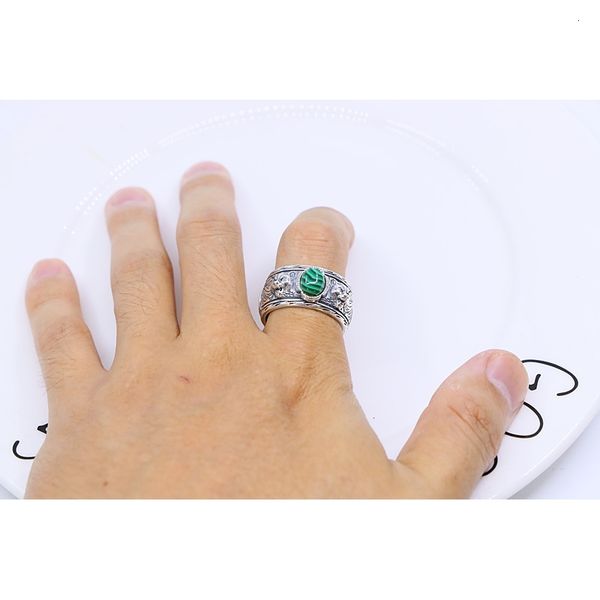 

sterling silver with green agate double tiger head ring retro british style temperament european and american aristocratic jewelry hipster, Slivery;golden