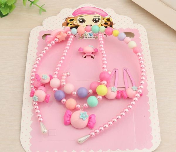 set di gioielli di perle per bambini, anello, braccialetto, ciondolo, collana, forcina per capelli, fascia per capelli, simpatici accessori per capelli con perline, regalo di compleanno rosa