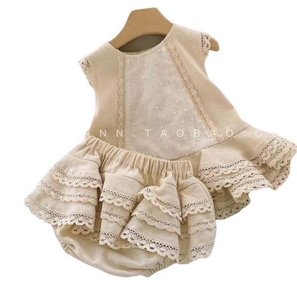

2021 new summer girl 2-piece sets beige lace sleeveless shorts toddler girls clothes e2132, White