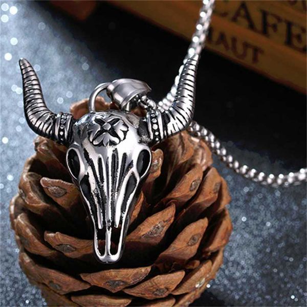 

non mainstream goat skull pendant men's necklace titanium steel not fade personalized sweater chain, Silver
