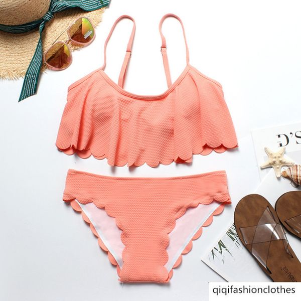 

2019 single bubble cloth with ruffle and split bikini swimsuit for women, White;black