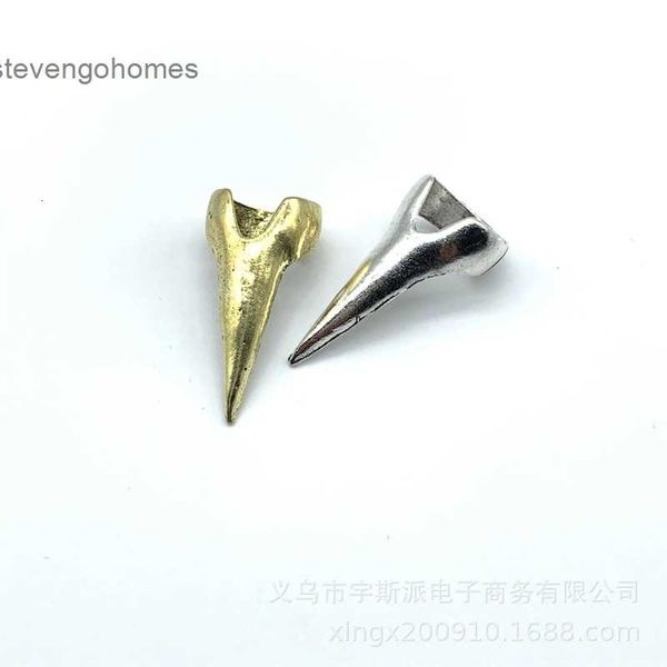 

claw fashion personality gothic punk wind devil nail joint ring, Silver