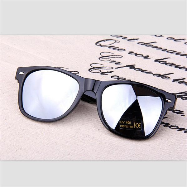 

sunglasses 2021 fashion men women square frame vintage rivets metal design retro sun glasses gafas uv400% goggles de, White;black