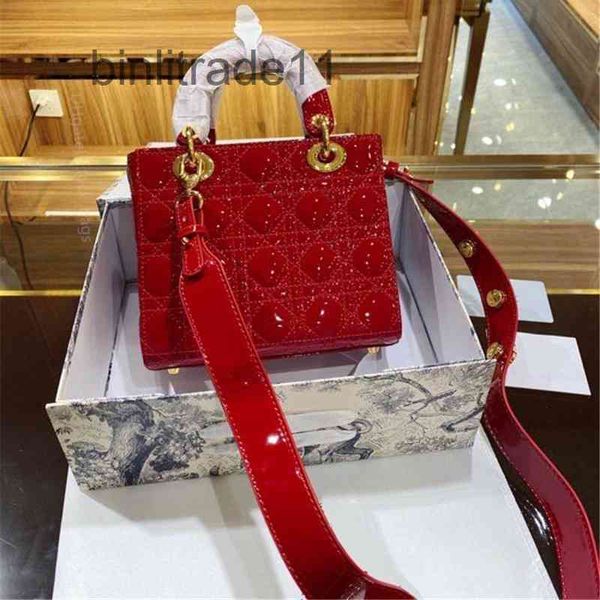 

designer luxury d handbags luxurys designer bags high 2022 quality patent leather lady toffee cow leathers rat uaux come on