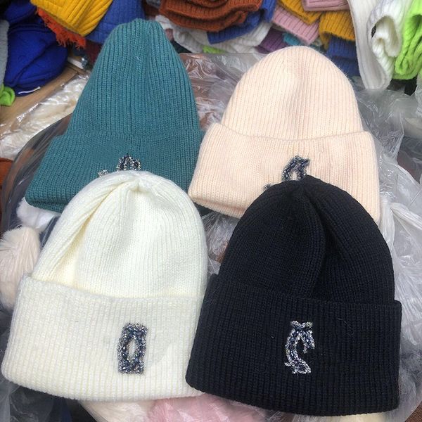 

autumn and winter c letter logo rhinestone men's and women's wool hat fashion versatile warm knitted hat lovers hat, Blue;gray
