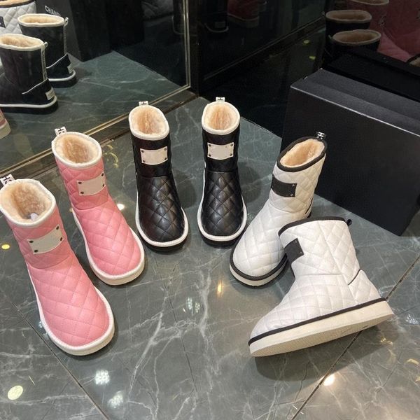 

20 winter new rhombus small fragrant wind skin short boots sheep skin fashion fashion network red snow boots women thickening cotton shoes, Black