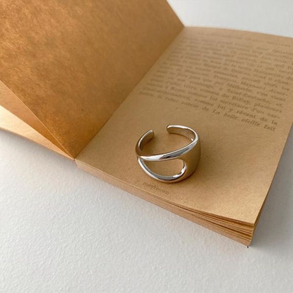 

aomu 1pc корея винтаж геометрические нерегулярные полые кольца для женщин минималистский металл золотой серебро цвет открыть кольцо ювелирны, Silver