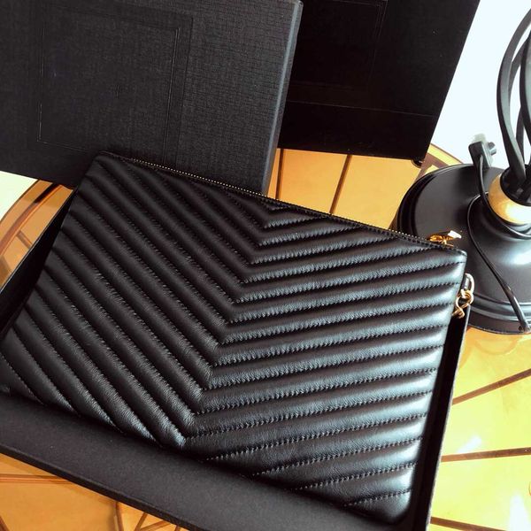 

559193 made in real leather clutch purse handbag bag woman bag shoulder bag serial number insid 602716