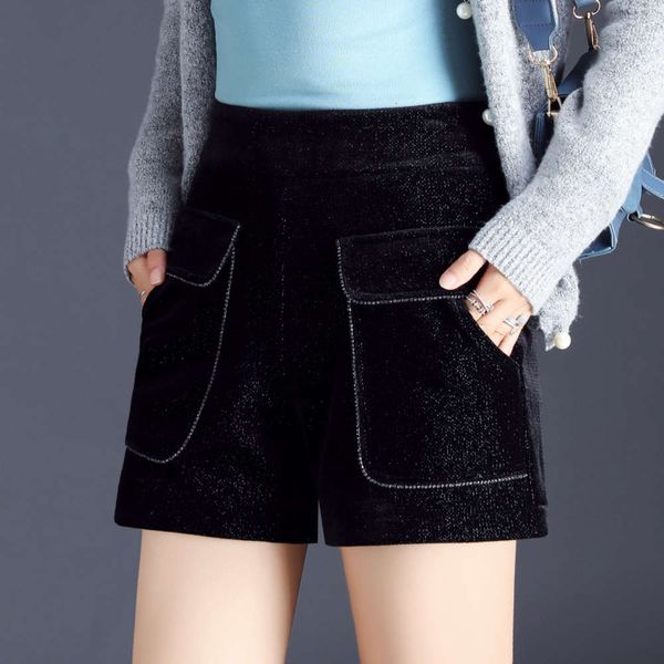 

corduroy wide leg shorts women's autumn and winter 2020 new high loose veet straight show thin elastic waist boots pants, Black;white