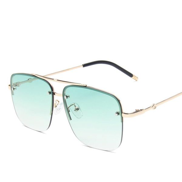 

New trend sunglasses ladies fashion big frame ocean film sunglasses gradient color trend street photography anti-UV glasses, White;black