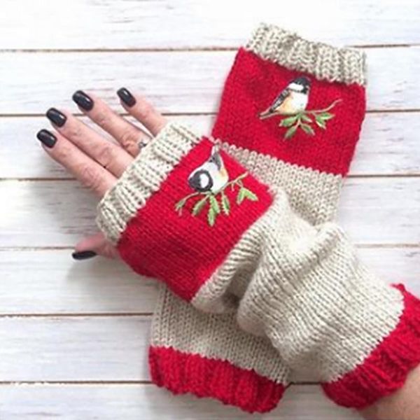 

2020 winter ladies gloves new knitted windproof wrapped gloves warm and velvet wrist embroidered outdoor, Blue;gray