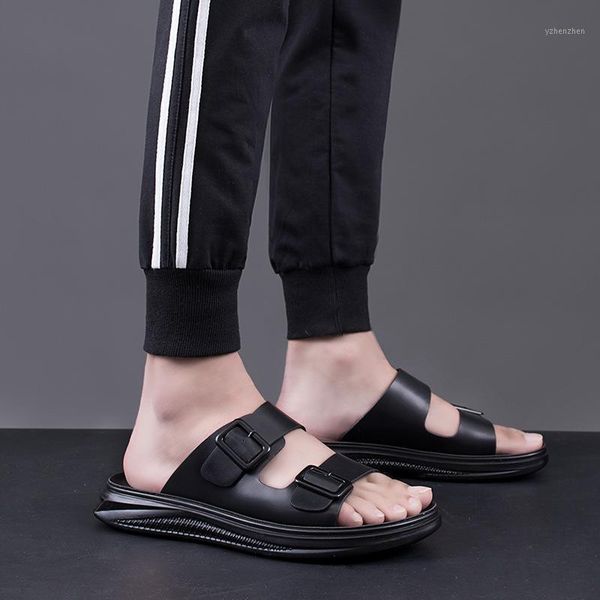 

sandals 2021 summer men leather shoes flat mens beach non-slip male holiday black white ka23141