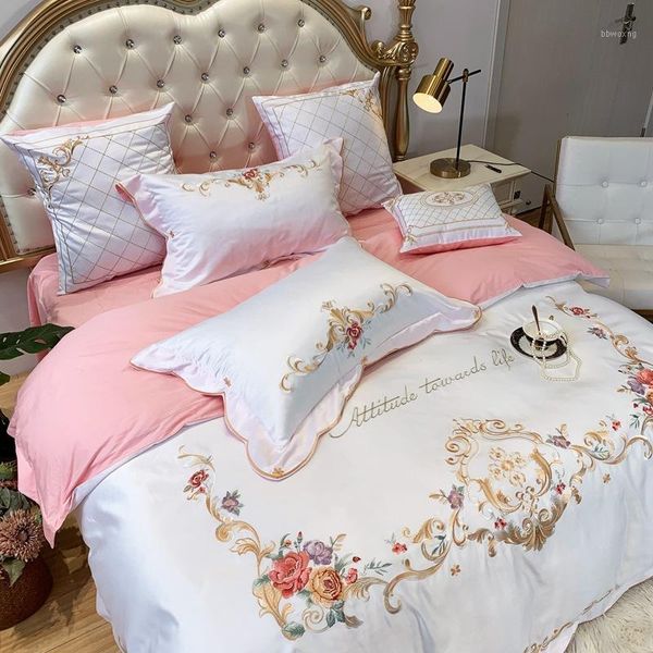 

quilt-cover luxury bedding sets  embroidered bedding pure cotton bed linen set  size king size washed silk1