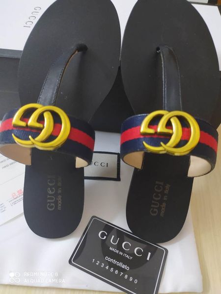 

2019 fashion match, designer slippers new r luxury slides men's summer rubber sandals beach slippers fashion wear-resistant slippers in, Black