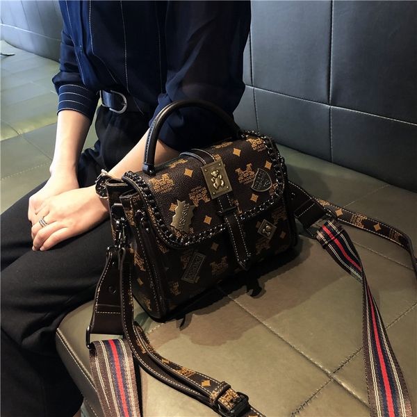 

83ip cloud shoulder for q1230 fashion pu leather butterfly bag chain hobos clutches handbag luxury designer day dumpling lady women, Blue;pink