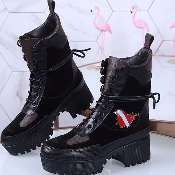 

desiner women flamingos love arrow martin desert classical boot fahsion winter boots leather 5cm heel medal heavy duty soles plus size, Black