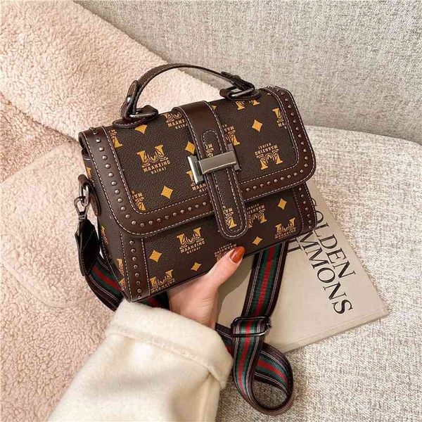 

2022 factory wholesale new small fashion single shoulder bag quality atmospheric women's texture portable single shoulder messenger bag