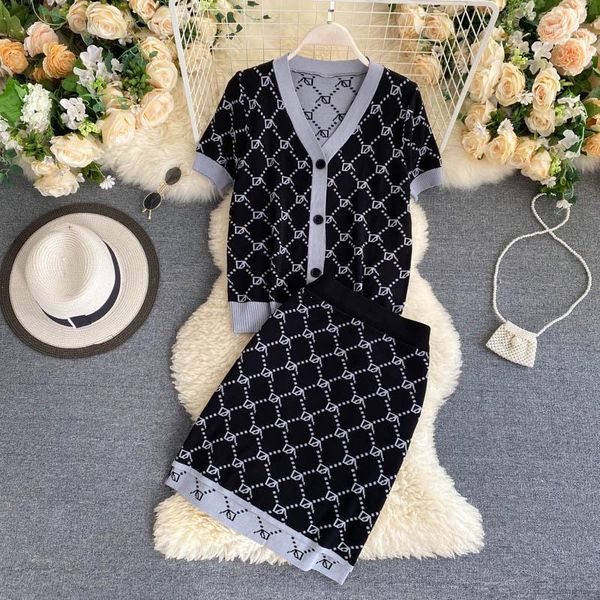

women's tracksuits fashion vintage knit two piece set 2021 summer elegant bodycon v neck buttons + mini skirt office lady streetwear su, Gray